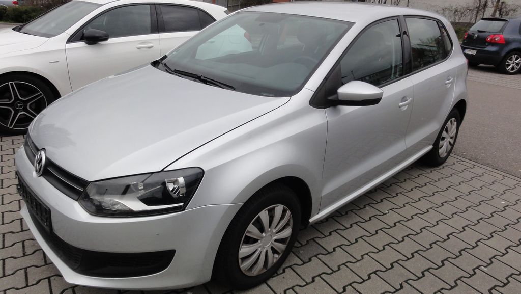 VW Polo 87.271 km 7.450 &euro; Reutlingen 72764
