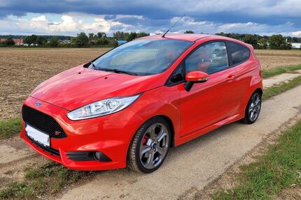 Ford Fiesta 195.000 km 5.800 &euro; Wernau 73249