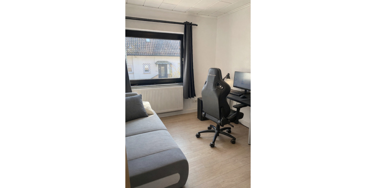 Etagenwohnung Bisingen - 4 Zimmer, 90 m&sup2;, 980&euro; | Angebot:25948420