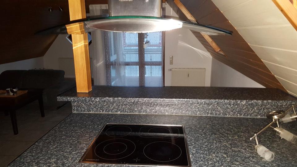 Dachgeschoßwohnung Kirchheim unter Teck - 3 Zimmer, 60 m&sup2;, 720&euro; | Angebot:26047502