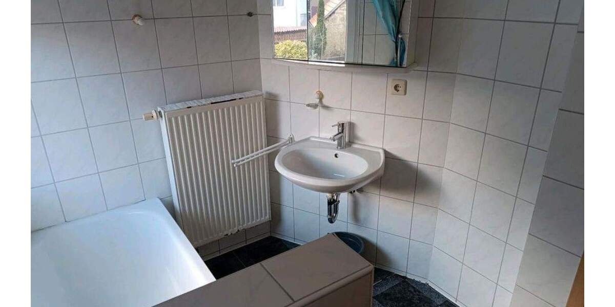 Mehrfamilienhaus, Wohnhaus Lichtenstein Unterhausen - 6 Zimmer, 115 m&sup2;, 199.900&euro; | Angebot:25676489