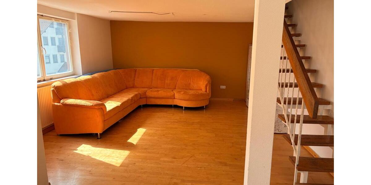 Maisonettenwohnung Nürtingen - 4 Zimmer, 120 m&sup2;, 900&euro; | Angebot:25976166