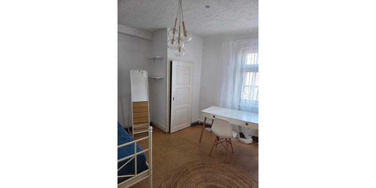 Etagenwohnung Tübingen - 1 Zimmer, 15 m&sup2;, 550&euro; | Angebot:25978991