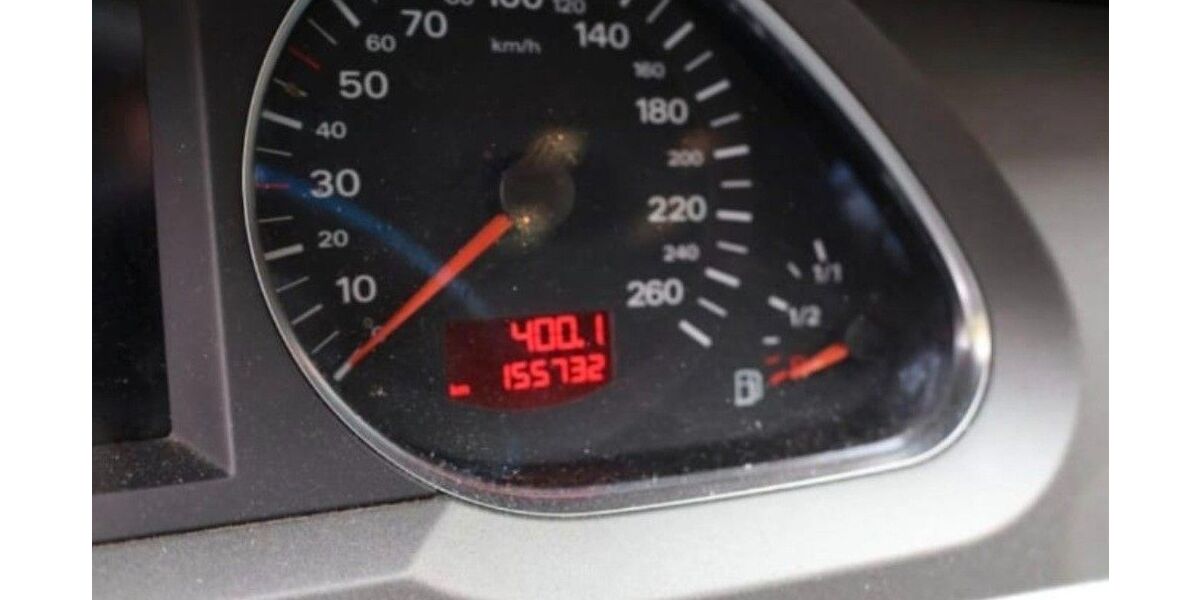 Audi A6 156.000 km 2.300 &euro; Esslingen 73730