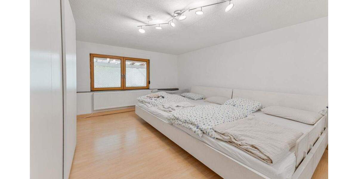 Etagenwohnung Bondorf - 3 Zimmer, 102 m&sup2;, 295.000&euro; | Angebot:25662552