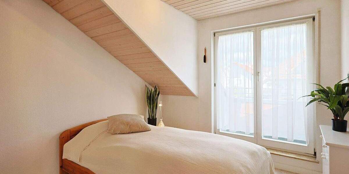 Etagenwohnung Böblingen-Dagersheim Dagersheim - 4 Zimmer, 87 m&sup2;, 345.000&euro; | Angebot:25682082