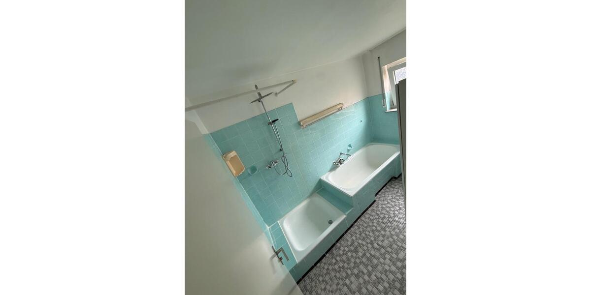 Hochparterre Altdorf - 3 Zimmer, 76 m&sup2;, 1.050&euro; | Angebot:26003069