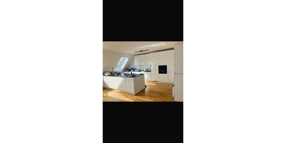 Etagenwohnung Altdorf - 4 Zimmer, 126 m&sup2;, 1.900&euro; | Angebot:27549051