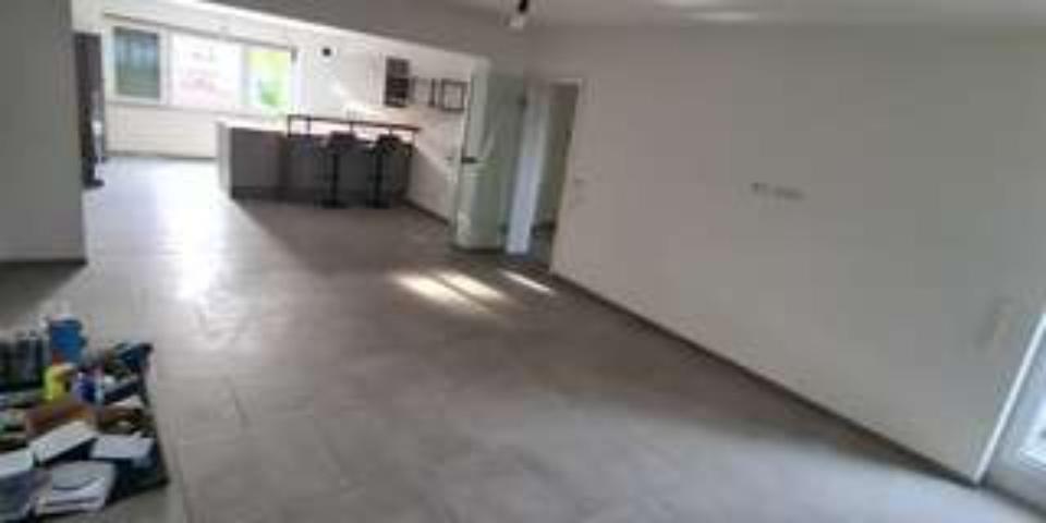 Etagenwohnung Grabenstetten - 4 Zimmer, 136 m&sup2;, 1.580&euro; | Angebot:25334960