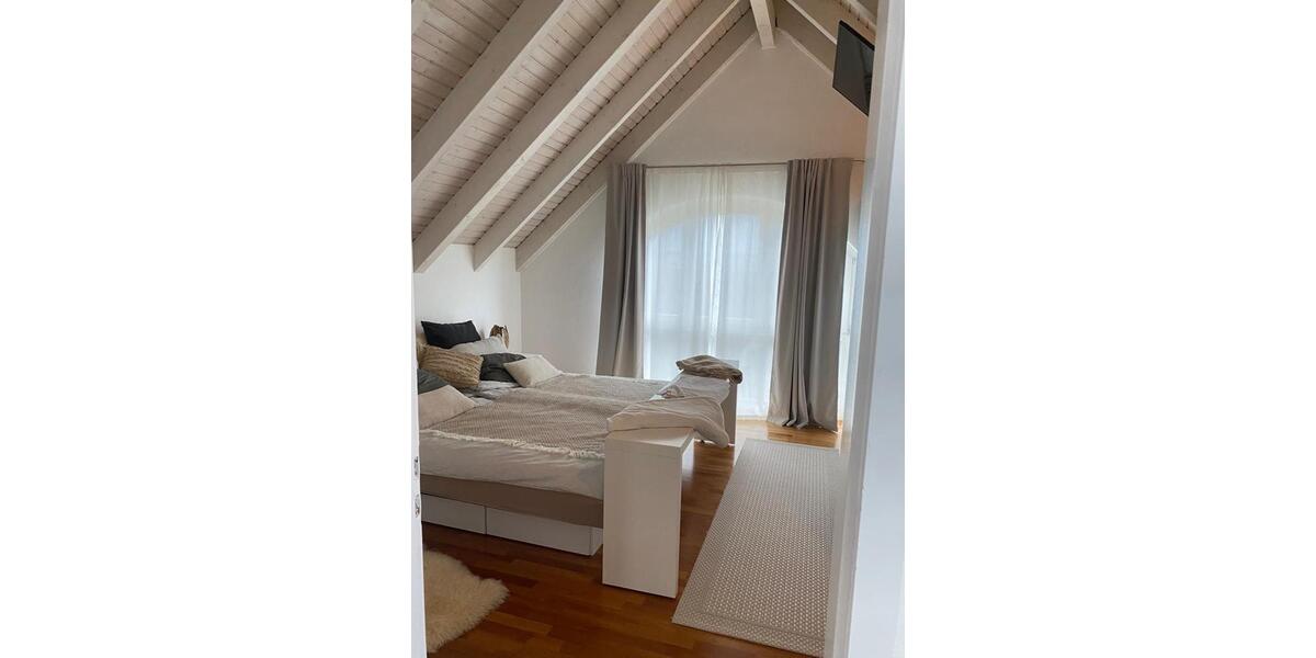 Maisonettenwohnung Filderstadt - 5 Zimmer, 145 m&sup2;, 1.700&euro; | Angebot:25944194