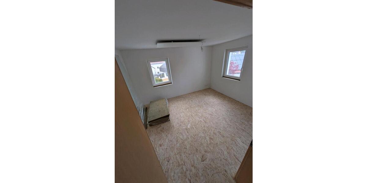Maisonettenwohnung Denkendorf - 4.5 Zimmer, 120 m&sup2;, 2.100&euro; | Angebot:26574195