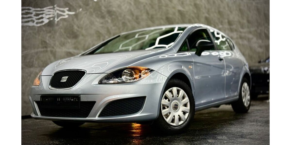 Seat Leon 80.000 km 5.999 &euro; Reutlingen 72762