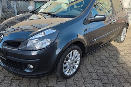 Renault Clio 181.591 km 3.190 &euro; Nufringen 71154