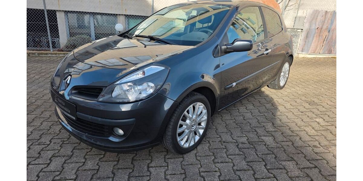 Renault Clio 181.591 km 3.290 &euro; Nufringen 71154