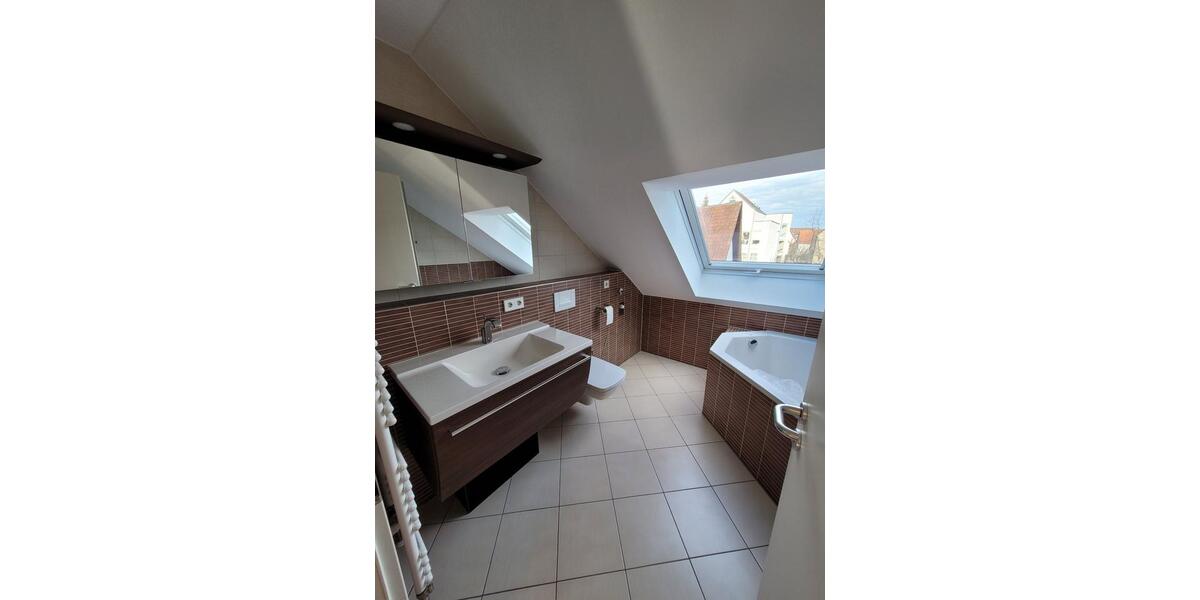 Maisonettenwohnung Sindelfingen - 3.5 Zimmer, 98 m&sup2;, 439.000&euro; | Angebot:25959642