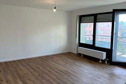 Wohnung Esslingen-Oberesslingen Oberesslingen - 2 Zimmer, 68 m&sup2;, 269.000&euro; | Angebot:25836846