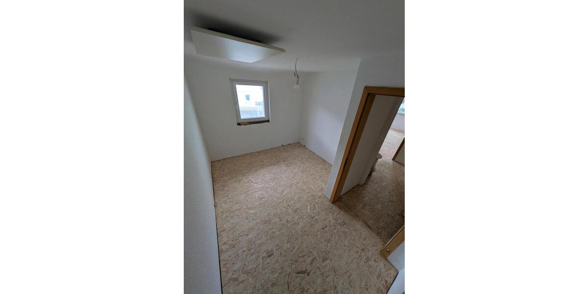 Maisonettenwohnung Denkendorf - 4.5 Zimmer, 120 m&sup2;, 2.100&euro; | Angebot:26574195
