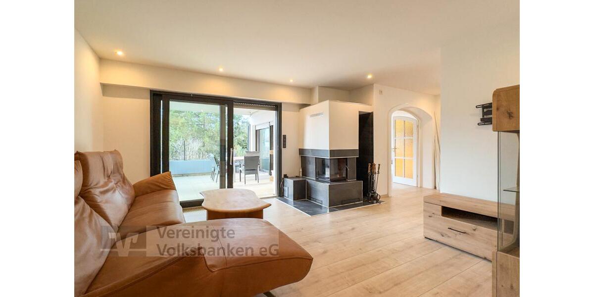 Erdgeschoßwohnung Sindelfingen Eichholz - 3.5 Zimmer, 142 m&sup2;, 2.280&euro; | Angebot:24878024