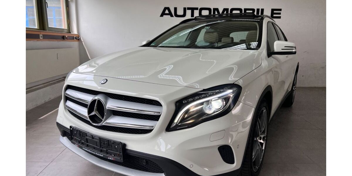 Mercedes-Benz GLA 250 208.000 km 13.490 &euro; Schönaich 71101