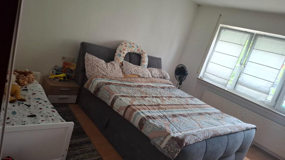 Etagenwohnung Tübingen Derendingen - 3 Zimmer, 85 m&sup2;, 1.050&euro; | Angebot:26606539