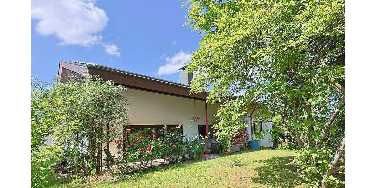 Einfamilienhaus Böblingen Dagersheim - 9 Zimmer, 339 m&sup2;, 895.000&euro; | Angebot:27007347