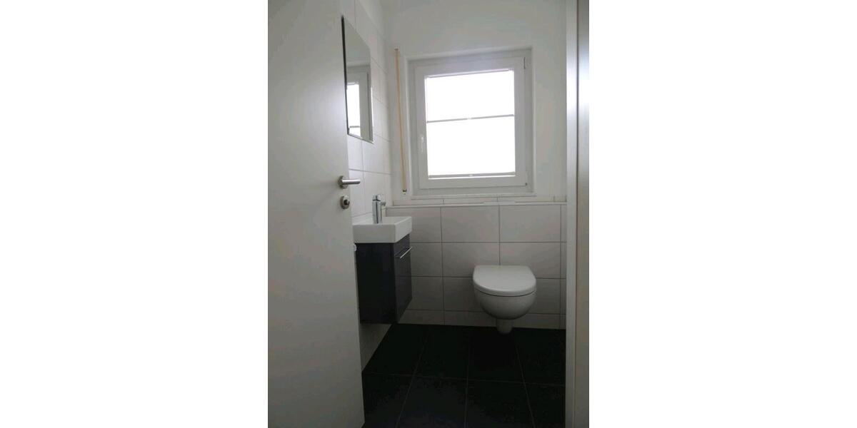 Dachgeschoßwohnung Mössingen - 3.5 Zimmer, 92 m&sup2;, 900&euro; | Angebot:25964344