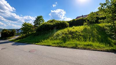 RUHIGE WOHNLAGE IN GEWACHSENEM WOHNGEBIET - Grundstück Burladingen | Angebot:27075085