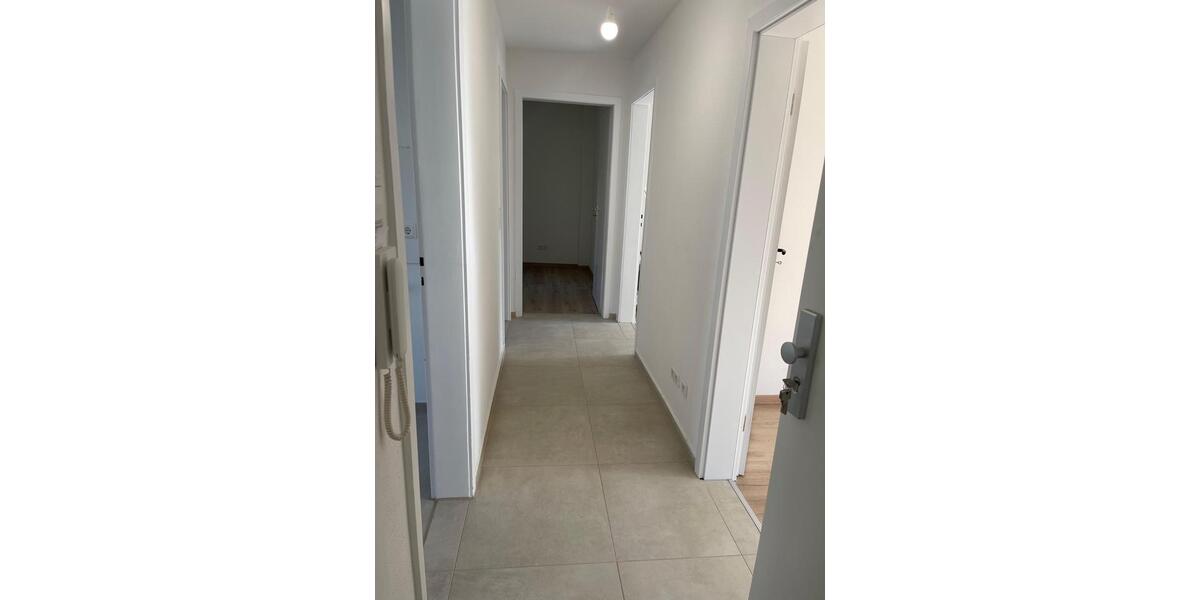 Erdgeschoßwohnung Neuffen - 3 Zimmer, 75 m&sup2;, 1.500&euro; | Angebot:25457022