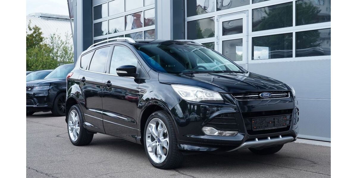 Ford Kuga 206.211 km 7.990 &euro; Rottenburg am Neckar 72108