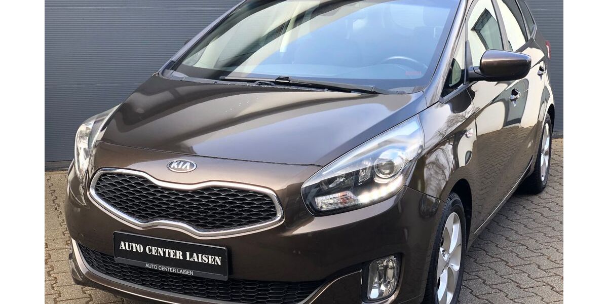 Kia Carens 121.000 km 8.299 &euro; Reutlingen 72766