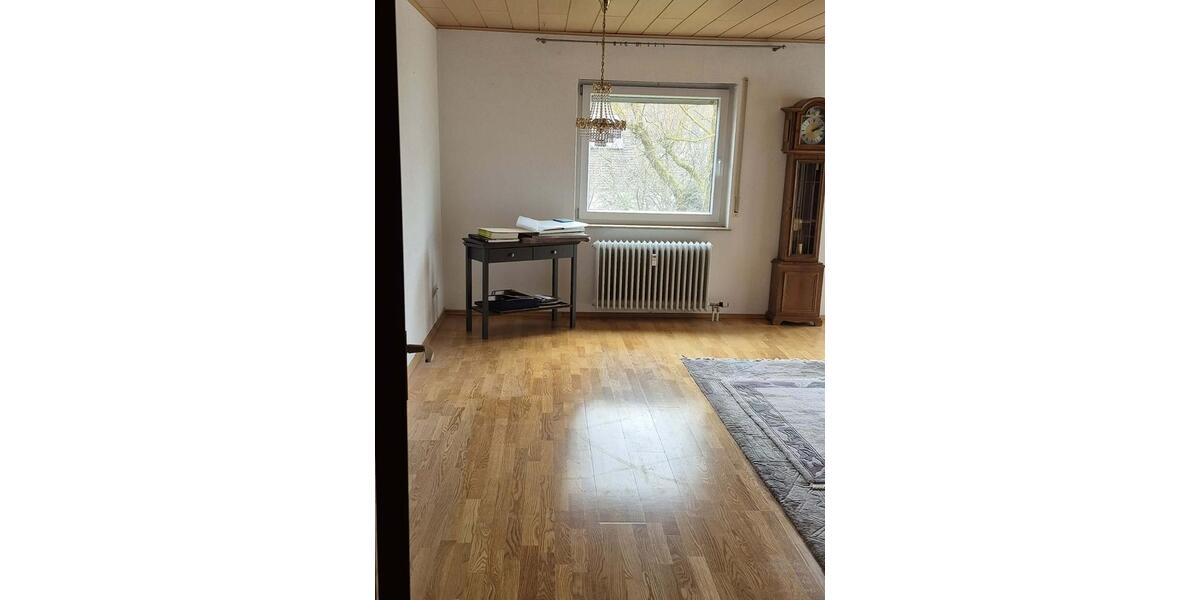 Etagenwohnung Gärtringen - 3 Zimmer, 73 m&sup2;, 275.000&euro; | Angebot:25436272