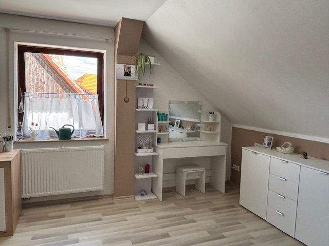 Mehrfamilienhaus, Wohnhaus Hechingen / Sickingen Sickingen - 7 Zimmer, 184 m&sup2;, 595.000&euro; | Angebot:25796799