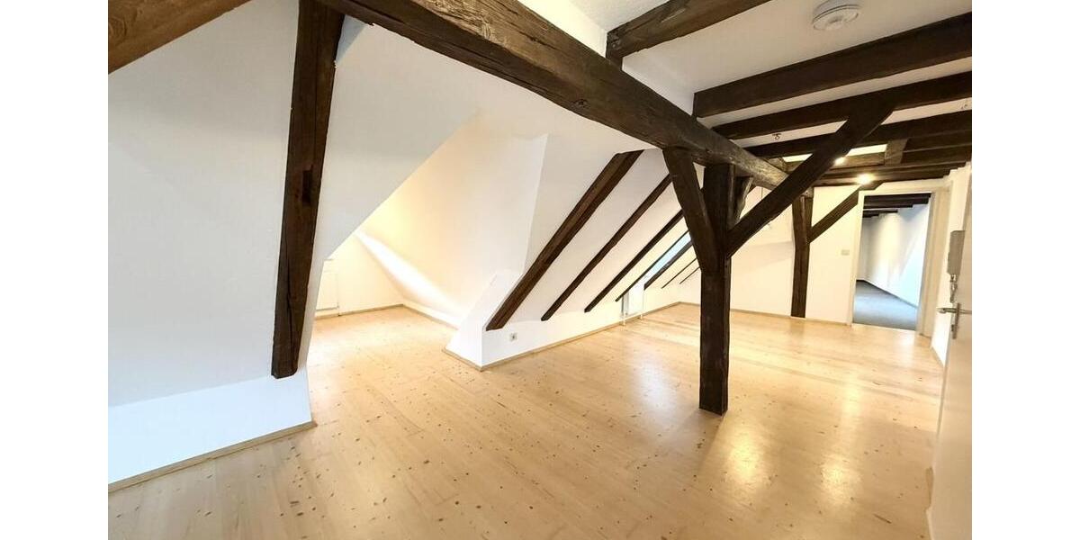 Loft - Studio - Atelier Esslingen am Neckar - 3.5 Zimmer, 105 m&sup2;, 1.400&euro; | Angebot:27619738