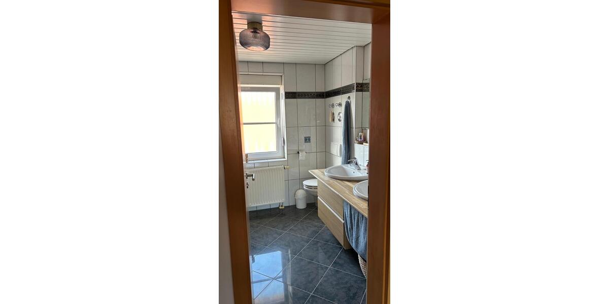 Maisonettenwohnung Mössingen - 4.5 Zimmer, 104 m&sup2;, 1.100&euro; | Angebot:27604411