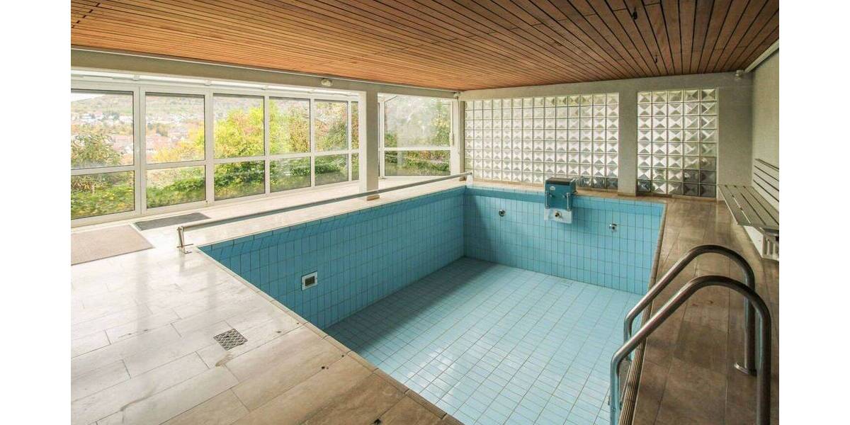 Einfamilienhaus Pfullingen - 7 Zimmer, 649.000&euro; | Angebot:26065542