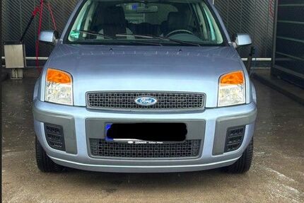 Ford Fusion 108.500 km 2.499 &euro; Reutlingen 72770