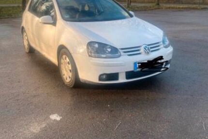 VW Golf 202.000 km 1.890 &euro; Mössingen 72116