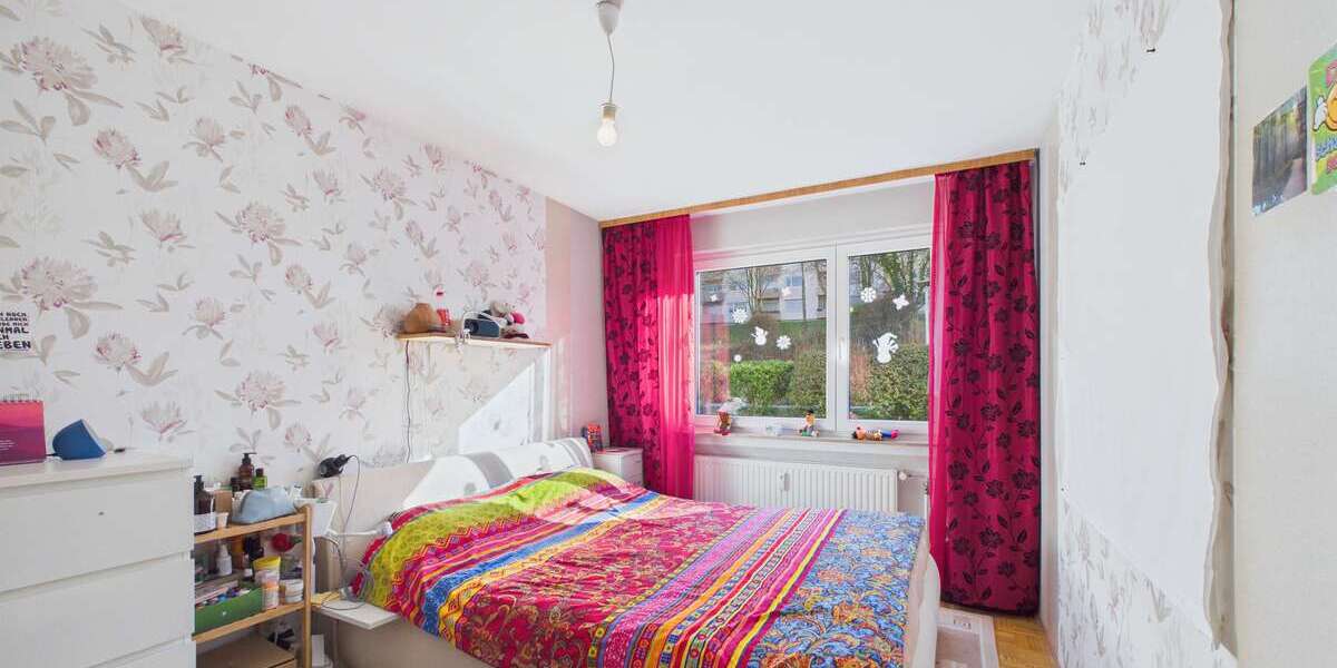 Etagenwohnung Eningen unter Achalm - 3 Zimmer, 74 m&sup2;, 239.900&euro; | Angebot:25895600