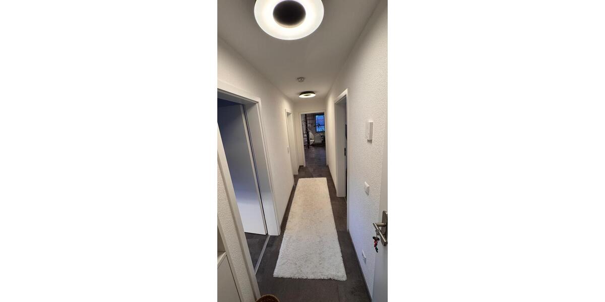 Dachgeschoßwohnung Plochingen - 2.5 Zimmer, 65 m&sup2;, 1.100&euro; | Angebot:25371392