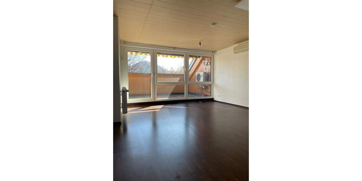 Etagenwohnung Reutlingen Ringelbach - 3 Zimmer, 70 m&sup2;, 280.000&euro; | Angebot:25657615