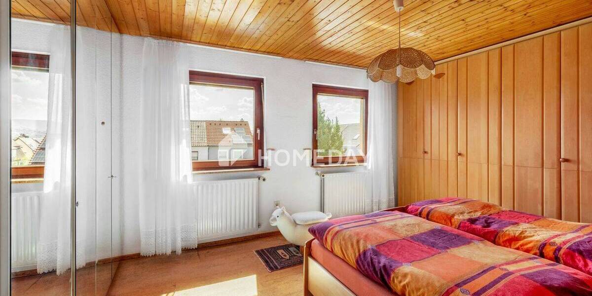 Reihenmittelhaus Reutlingen Römerschanze - 4 Zimmer, 78 m&sup2;, 287.000&euro; | Angebot:26487175