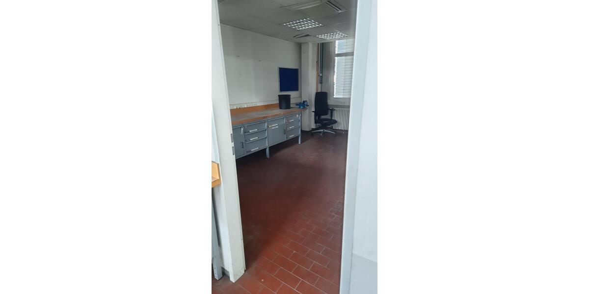 Gewerbeobjekt Esslingen am Neckar Pliensauvorstadt - 3.800&euro; | Angebot:20975435