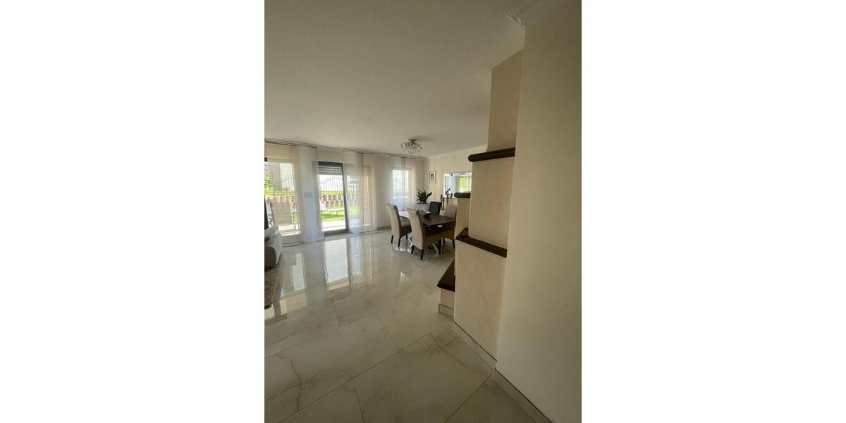 Einfamilienhaus Münsingen - 6 Zimmer, 160 m&sup2;, 2.290&euro; | Angebot:27620331