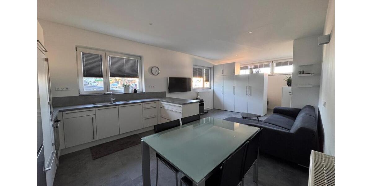 Erdgeschoßwohnung Neuffen - 1 Zimmer, 48 m&sup2;, 600&euro; | Angebot:25233084