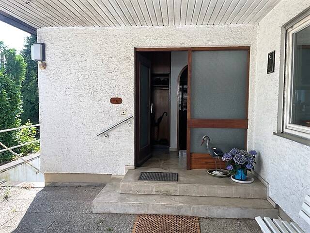 Einfamilienhaus Nürtingen - 5 Zimmer, 180 m&sup2;, 649.000&euro; | Angebot:25696023