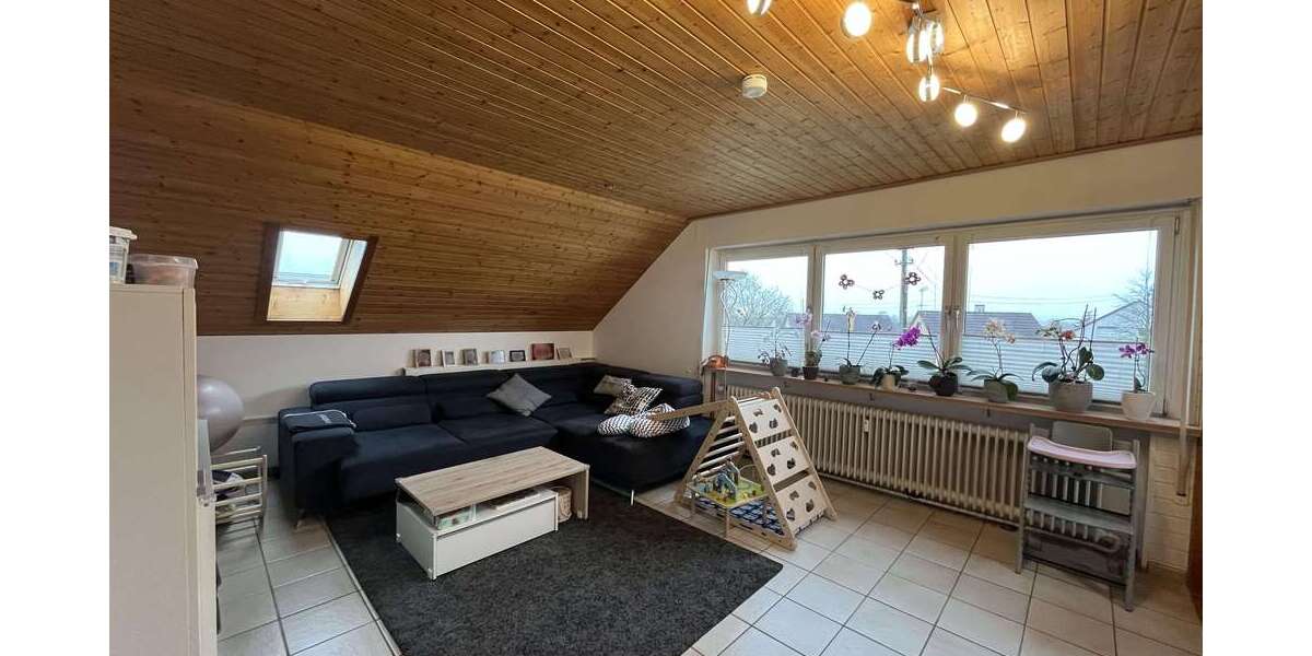 Etagenwohnung Altdorf - 5 Zimmer, 98 m&sup2;, 950&euro; | Angebot:26034228