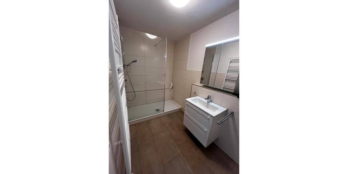 Etagenwohnung Esslingen am Neckar Brühl - 4 Zimmer, 94 m&sup2;, 360.000&euro; | Angebot:26577480