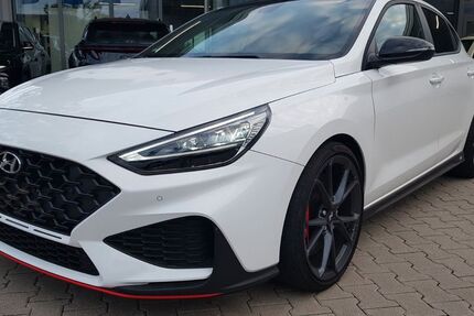 Hyundai i30 17.700 km 33.450 &euro; Böblingen 71034