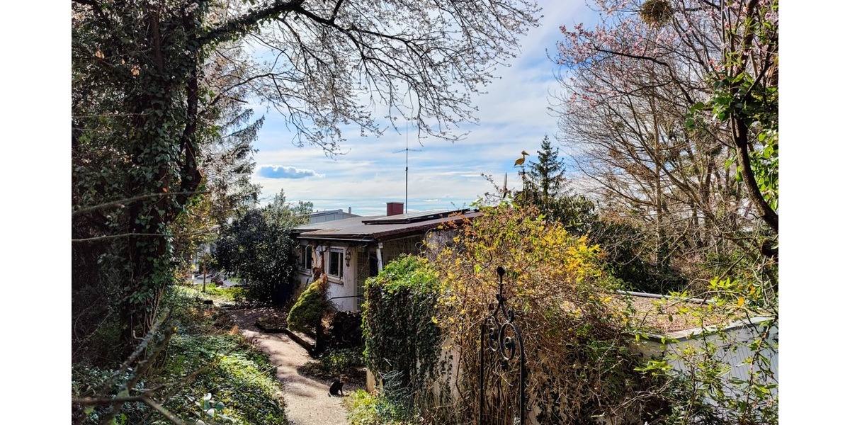 Einfamilienhaus am Georgenberg mit 918m² Grundstücksfläche - Einfamilienhaus Reutlingen | Angebot:25361011