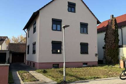 Haus Denkendorf - 6 Zimmer, 143 m&sup2;, 649.000&euro; | Angebot:25972835